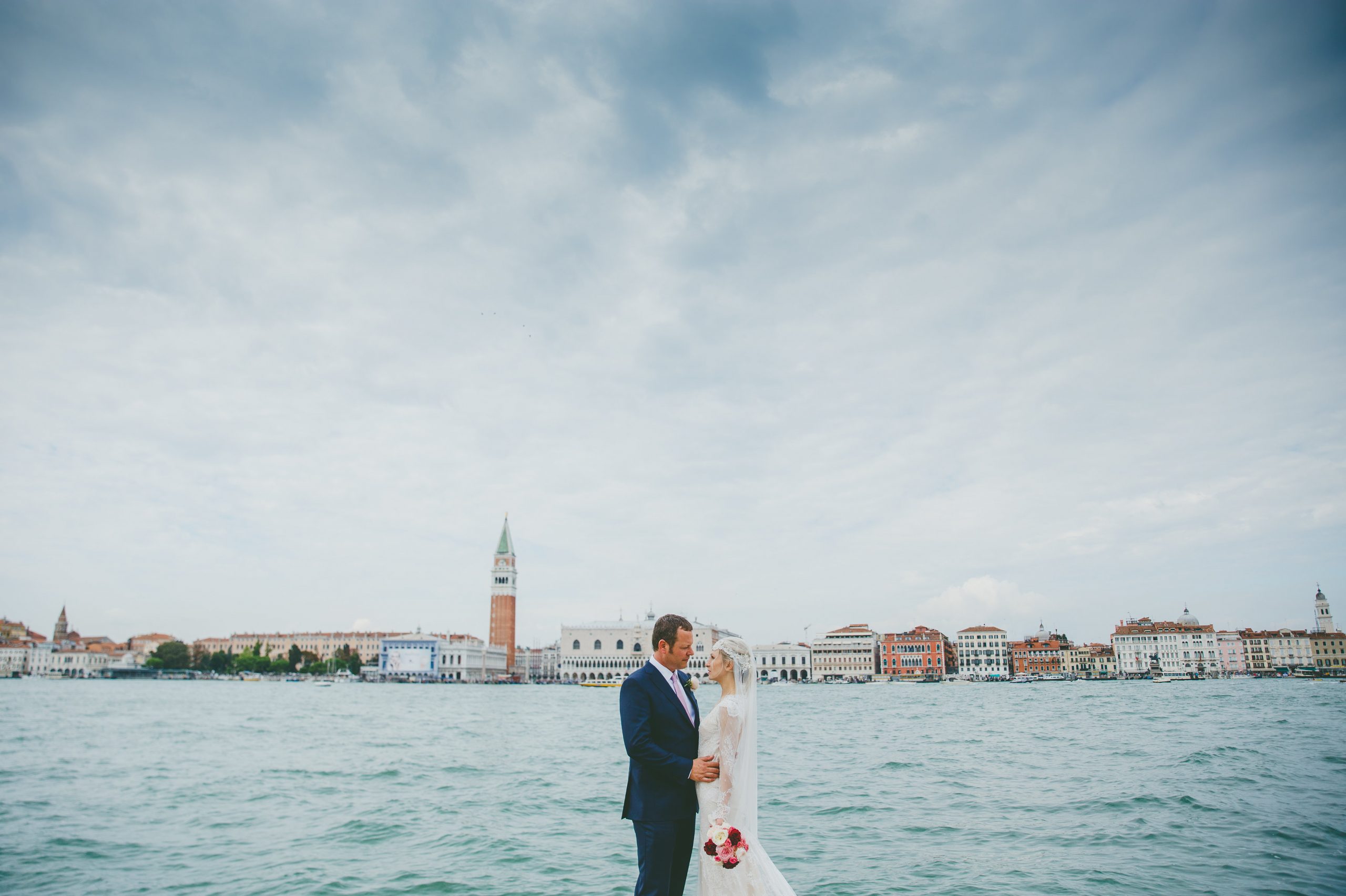 Venice wedding photographer - elope to Venice