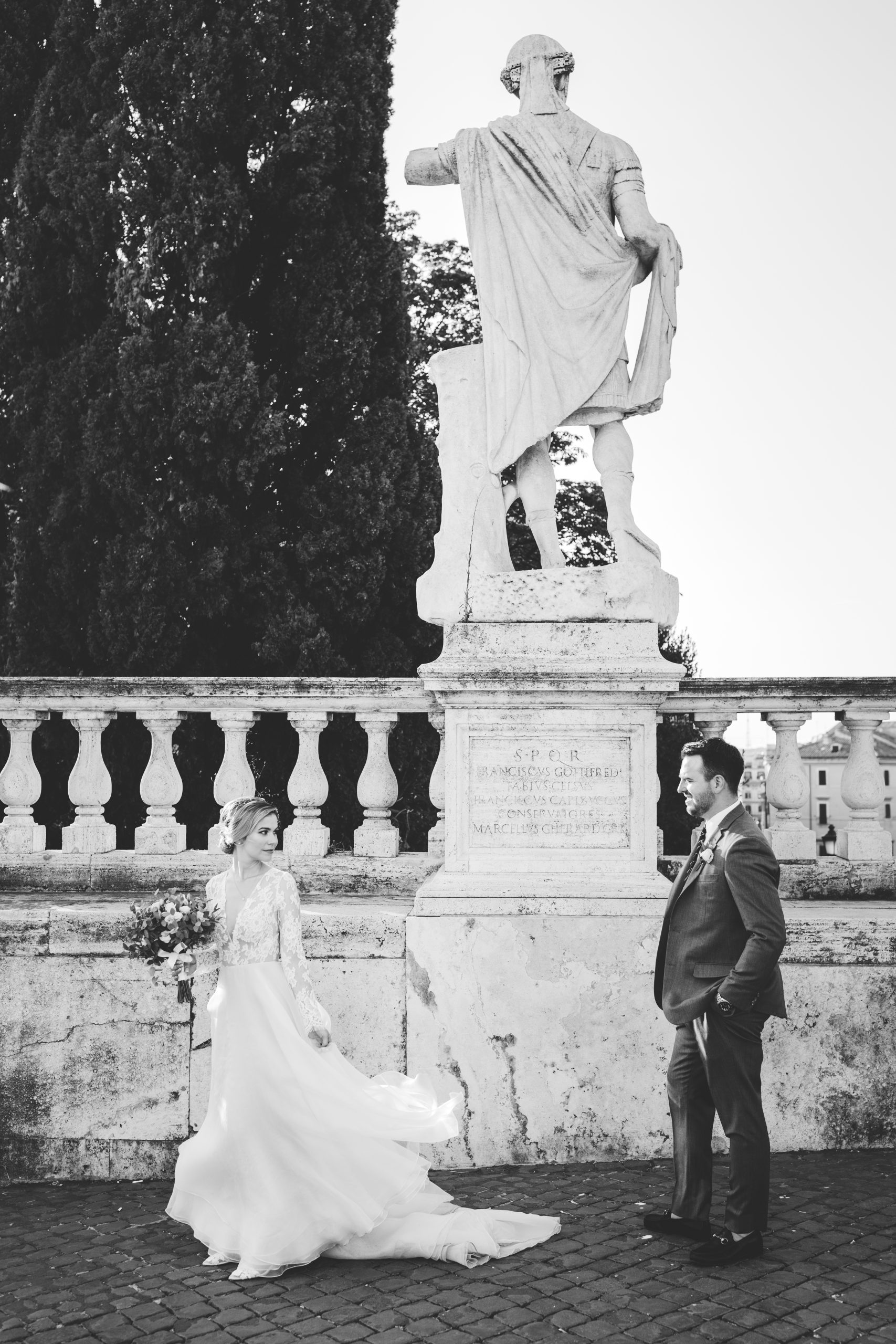 Bride and groom at Villa Cimbrone, Ravello